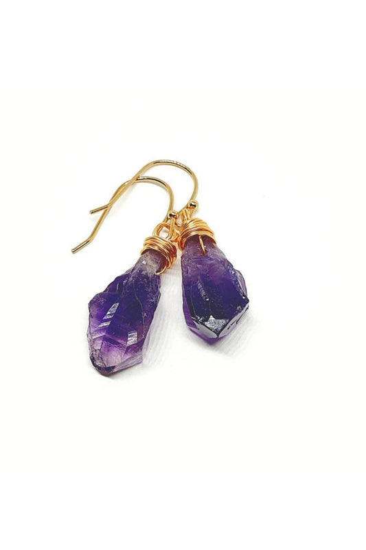 Natur Amethyst Ohrringe, Natural Amethyst Earrings, Amethyst Hängeohrringe, Amethyst Ohrringe, goldene Ohrringe mit Edelstein Amethyst, golden wire wrapped raw cut Amethyst dangle earrings Amethyst Rohstein Ohrhänger drahtumwickelte Ohrringe mit Amethyst Stein