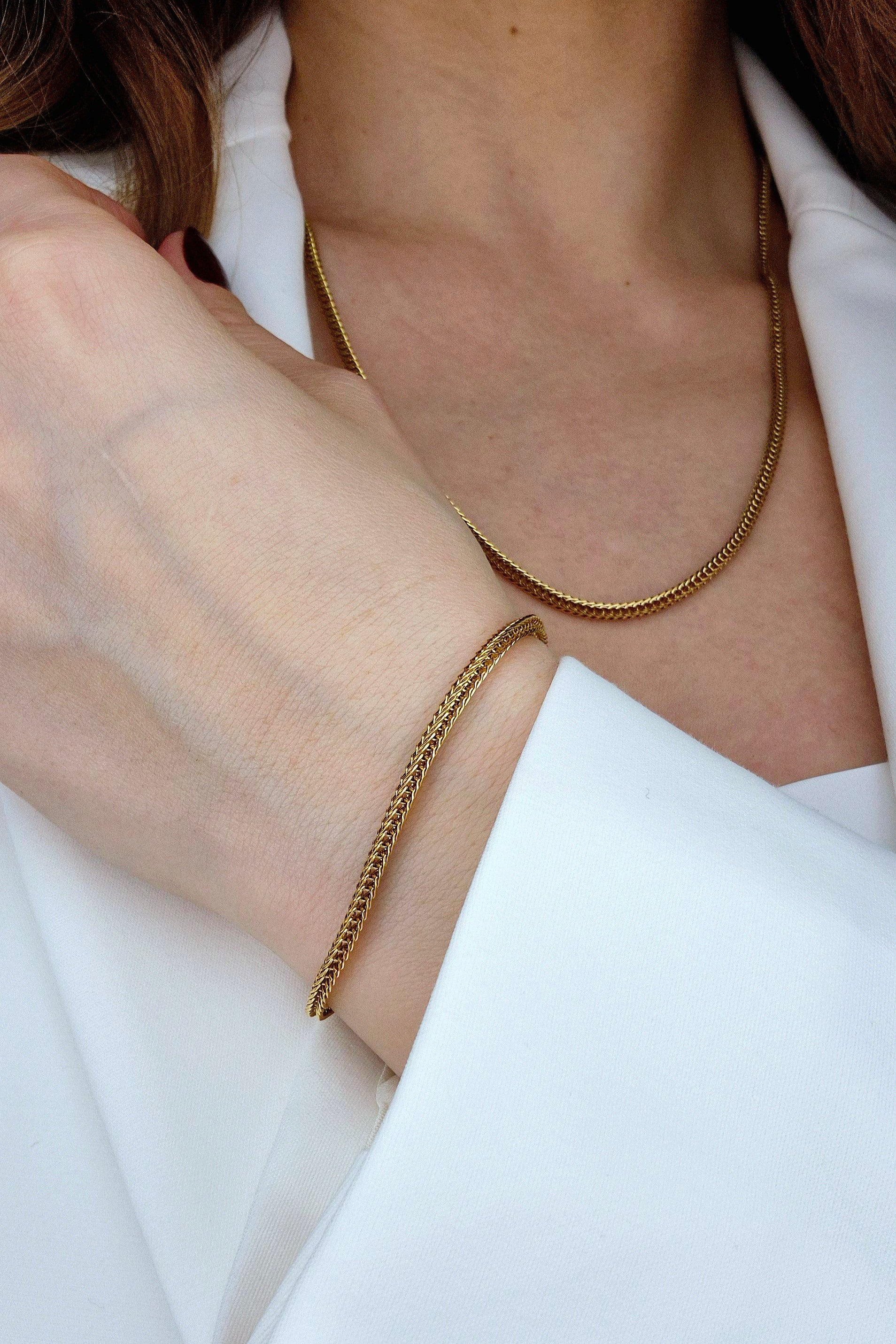 Edelstahl Halskette, stainless steel necklace, collier acier inox, collana acciaio, Gold Halskette, goldene Kette, golden necklace, gold necklace, Halskette, necklace, collana, collier, minimalistische Halskette, Minimalist necklace, Edelstahl Armband, stainless steel bracelet, Bracelet, Armband. Schmuckset, Jewelry set