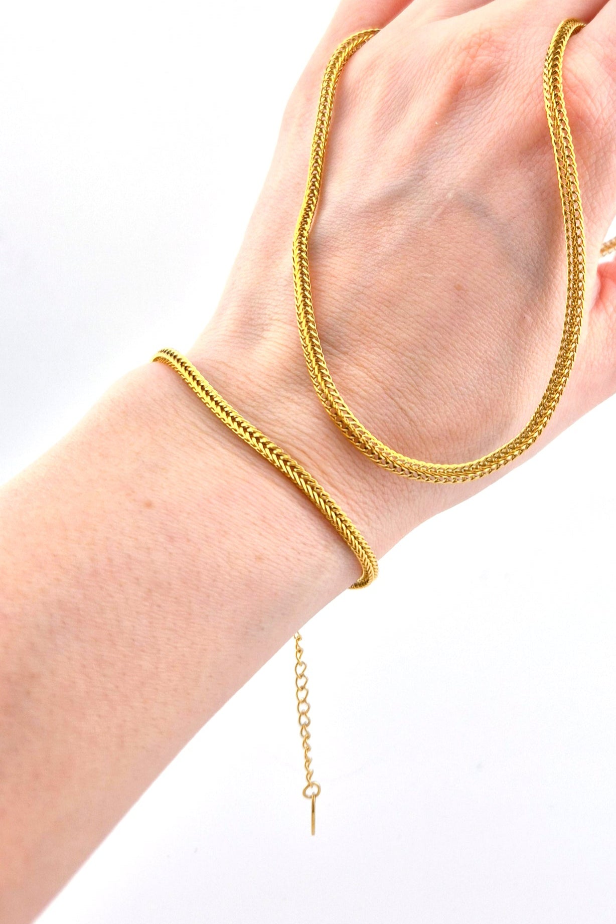 Edelstahl Armband, stainless steel bracelet, Bracelet acier inox, bracciale acciano, gold bracelet, golden bracelet, Gold Armband, goldenes Armband, vergoldetes Armband, Armband, bracelet, bracciale, minimalistisches Armband, minimalist bracelet