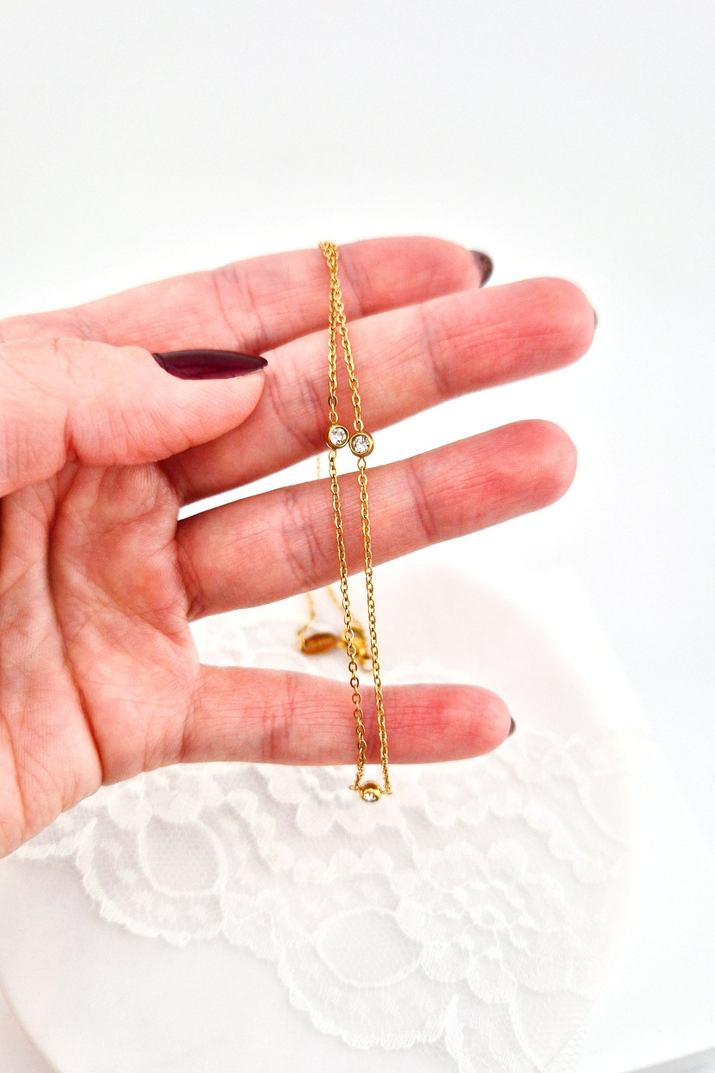 Goldene Halskette Zirkonia, golden necklace, golden necklace cubic zirconia, collier dore, collier dore zirconium, collana dorata, collana dorata zirconia, Zirkonia Halskette, Goldene Halskette, vergoldete Halskette, Halskette, Kette mit Zirkonia Steinchen, elegant golden necklace