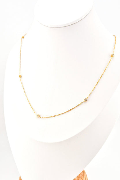 Goldene Halskette Zirkonia, golden necklace, golden necklace cubic zirconia, collier dore, collier dore zirconium, collana dorata, collana dorata zirconia, Zirkonia Halskette, Goldene Halskette, vergoldete Halskette, Halskette, Kette mit Zirkonia Steinchen, elegant golden necklace