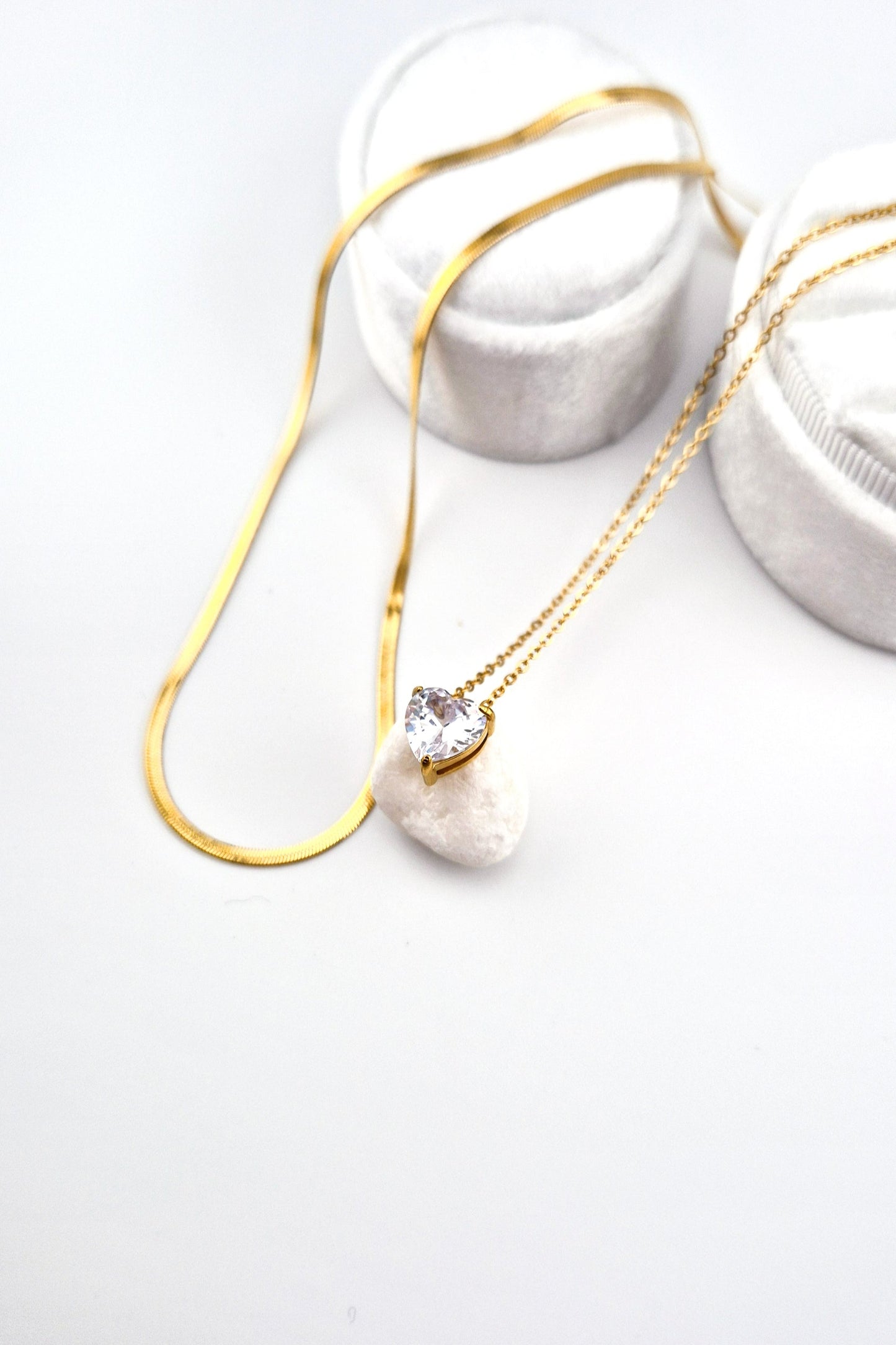 Layering Kette, layering necklace, collier superpose, collana astrati, goldene Kette, minimalistisches Kettenset, schmuckset Halskette, Halskette, necklace, collana, colleir, goldene Halsketten, golden necklaces, diamat imitation necklace, diamant imitat Halskette, Anhänger Halskette, goldene Halsketten, gold necklaces, Halsketten Damen