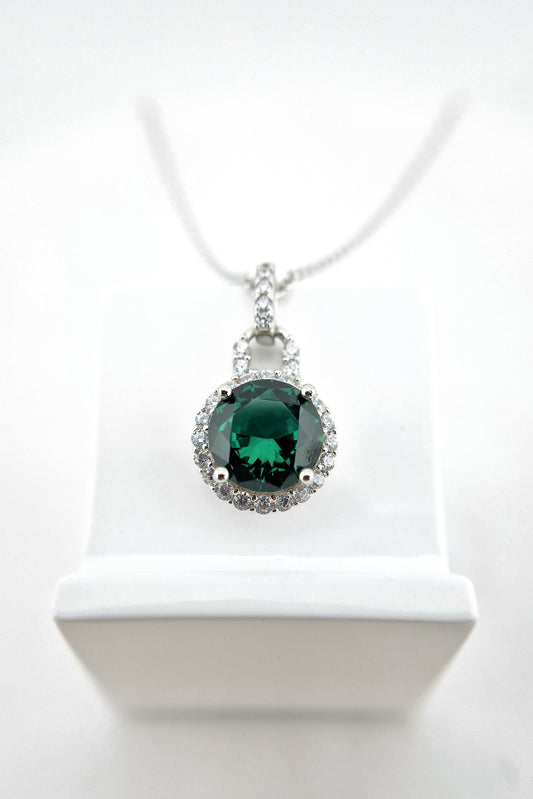 Smaragd Kette, Smaragd Halskette, Emerald necklace, Emaerlad pendant neckalce, silber Halskette, grüne Kette, Kette mit Smaragd Anhänger, silver necklace with green pendant, Halskette, Necklace, pendant necklace, green necklace