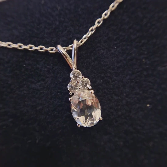 Weiss Topas Halskette, White Topaz Necklace, Topas Halskette, Topaz Necklace, Topaz pendant necklace, pendant Necklace, Anhänger Halskette, Anhänger Kette, Silber Kette, Silber Halskette, Silber Halskette Damen, elegant necklace, timeless necklace, Halskette, necklace 